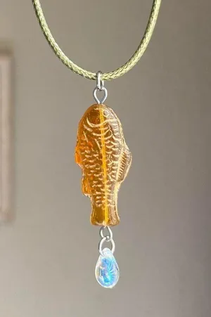 Handmade quality Czech glass amber fish boho funky necklace🌀🐟💙 thumbnail 1
