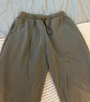 Urban Outfitters joggers thumbnail 2