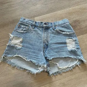 Levi’s denim shorts thumbnail 1