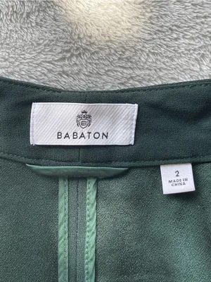 Aritzia Babaton Power Hip Blazer Forest Green 2 minimalist capsule wardrobe chic thumbnail 7