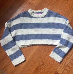 Edikted Cropped Striped Sweater thumbnail 1
