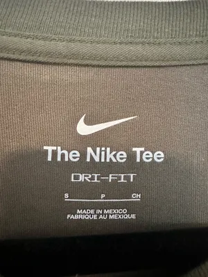 Nike Men’s Shirt thumbnail 3