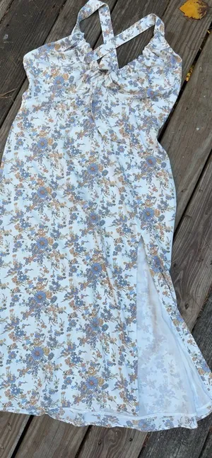 Abercrombie & Fitch Blue and Yellow Floral Halter Midi Dress Size L thumbnail 1