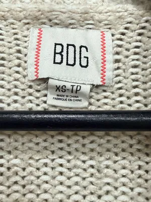 BDG Cream Chunky Knit Button Down Oversized Cardigan Size XS thumbnail 3