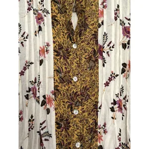 Jane + Delancey Tunic‎ Women Small Gold Mixed Floral Paisley Pintuck Button Down thumbnail 4