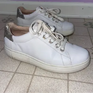 Kate Spade New York Lift Starlet Low-Top Sneakers Women Size 7 US 37.5 EU Casual thumbnail 2