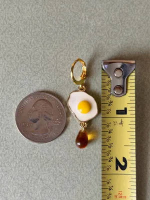 Handmade kawaii funky sunny side up eggs & amber color teardrop glass beads dangle earrings🍳💛 thumbnail 6