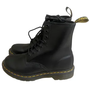 Dr. Martens 1460 W Black‎ Smooth Leather 8-Eye Lace Up Combat Boots Womens 7 thumbnail 1