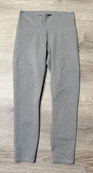 •FABLETICS• GREY LEGGINGS thumbnail 1