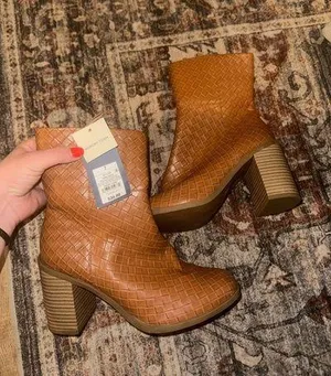 Target Boots thumbnail 1