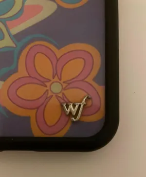 wildflower surfs up case iphone XR thumbnail 2