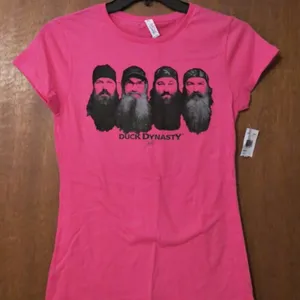 Duck Dynasty Fitted Tee T Shirt L Pink Fitted Short Sleeve Round Neck New thumbnail 1