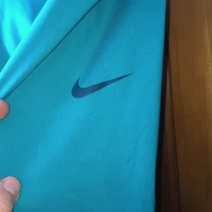 Nike dri fit pull over sweatshirt size medium Blue sports wear clothing active​​ thumbnail 3