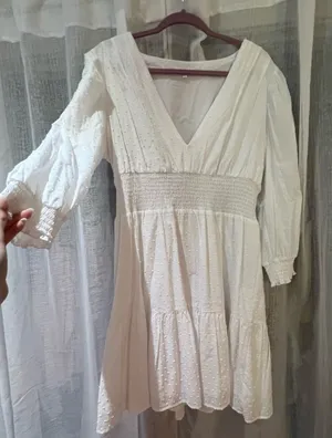 GB White Dress thumbnail 1