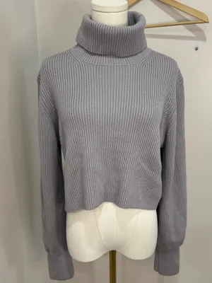 Aritzia Wilfred Cropped Turtleneck‎ Sweater 100% merino wool Medium thumbnail 2