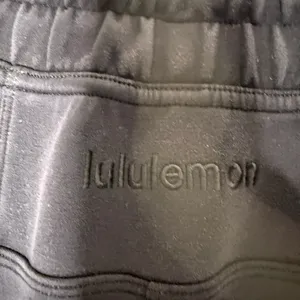 Lululemon Soft Ambitions High Rise‎ Short 3.5” Black Size 0 thumbnail 4