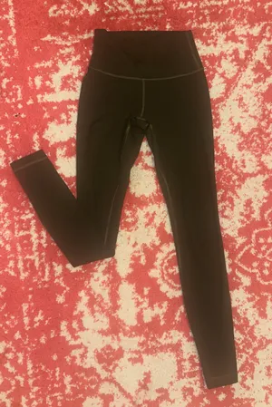 Lululemon Wunder Under High-Rise Leggings 28” thumbnail 1