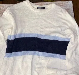 Brandy Melville 💙 Bernatte Crewneck Sweater thumbnail 1