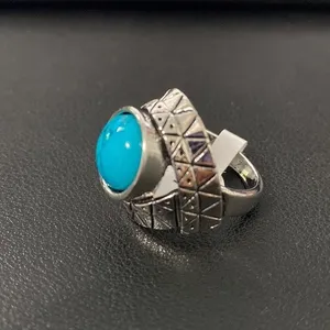 Silver and Turquoise Ring Size 8.25 thumbnail 2