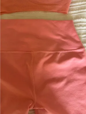 Alo Yoga Pink Shorts Set thumbnail 7
