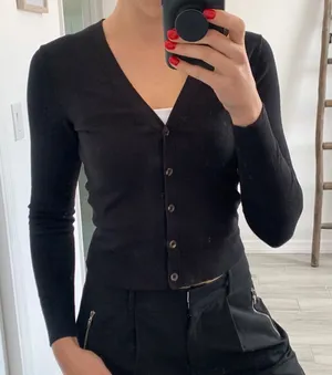 H&M black button down sweater jacket fitted and slightly cropped / Size XS thumbnail 1