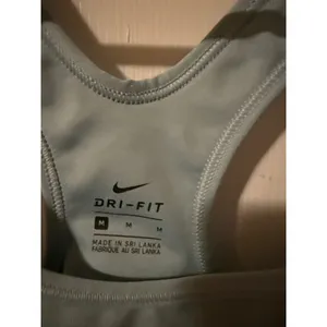 Nike Dri-FIT Racerback Sports‎ Bra Light Blue Medium Support Women Size M thumbnail 2