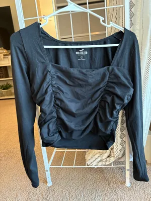 Hollister Long Sleeve thumbnail 1
