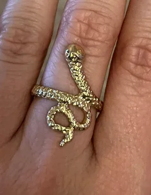 Snake gold ring thumbnail 1