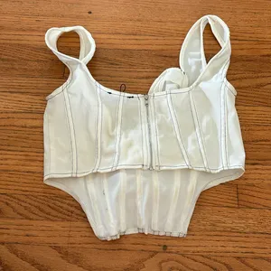 Prettylittlething Corset top thumbnail 3