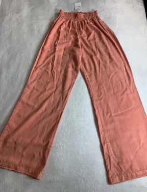 Forever 21 coral long woven tiger lily elastic waist womens pants size M. Lyocell, wide leg with pockets, lightweight thumbnail 3