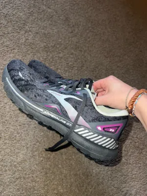 Brooks Sneakers thumbnail 3