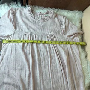 Bohme Ruffle Short Sleeve Top in Rose Size Small thumbnail 6