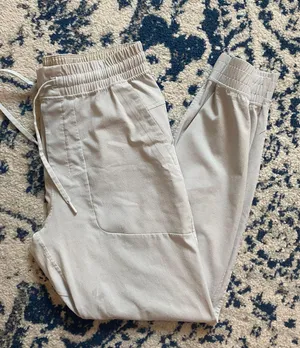 Lululemon Jogger thumbnail 1