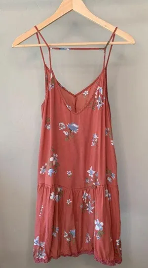Flowy Summer Dress thumbnail 2