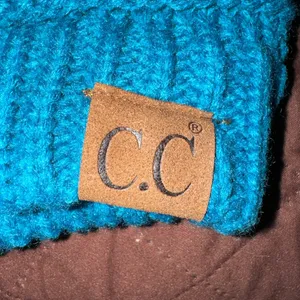 Knit Hat Blue thumbnail 2