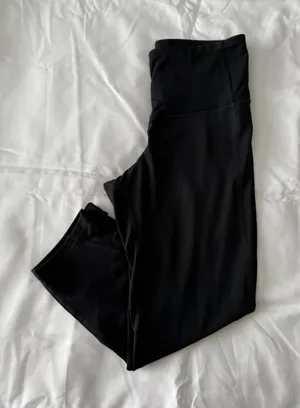 Black Cropped Active Leggings With Slit Detail thumbnail 1