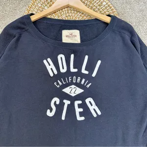 Hollister Women’s Pullover Sweatshirt 7/8 Sleeve Boat Neck in Navy S thumbnail 2
