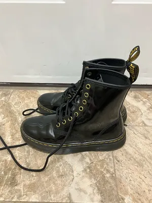 •DR MARTENS• Doc Martens Zavala Patent Leather Black Lace Up thumbnail 3