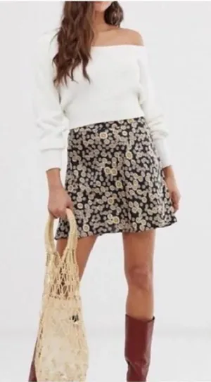 Free People Phoebe Daisy Print Mini Skirt Black Orange Size 2‎ thumbnail 1