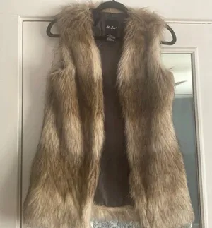 Fur Vest Me Jane thumbnail 1