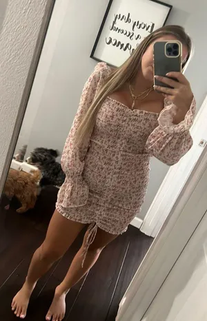 Dress thumbnail 2