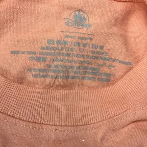 Disney Peach Glittering Spirit Jersey Size M thumbnail 6