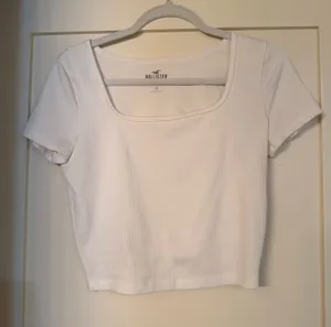 Hollister White Must Have Collection Ribbed Baby Tee thumbnail 1