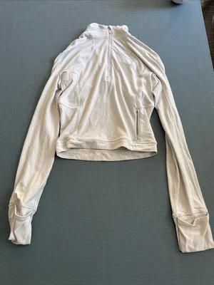 LuluLemon Cropped Pullover thumbnail 2