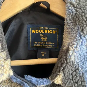 WOOLRICH Vtg Sherpa Aztec Fleece Deep Pile Blue Black Jacket Coat Womens Medium thumbnail 3