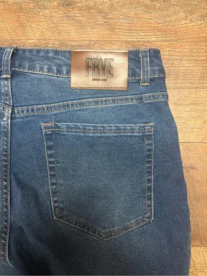 Frye Stevie Straight Leg Cotton Blend Medium Wash Denim Jeans Size 10/30 thumbnail 6