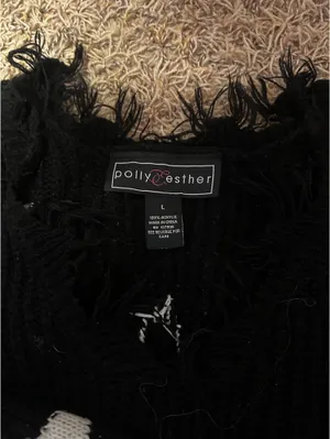 Rue 21 Black star sweater thumbnail 2