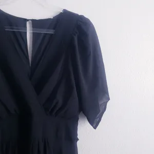 Baltic Born Katherine Maxi Dress Ruffle V-Neckline Ruffle New Without Tags thumbnail 4