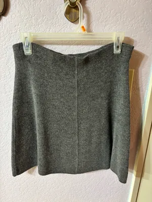 Grey Knit Miniskirt Gray Size 6 thumbnail 2