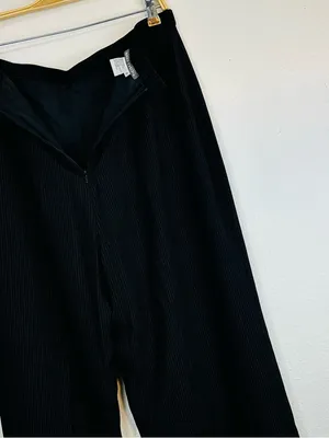 Maggy London Black Pinstripe Wide-Leg Pants thumbnail 11